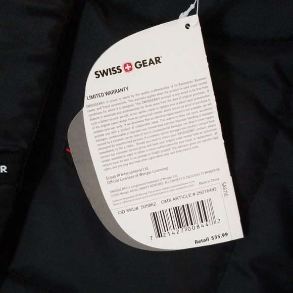 Backpack - Picture 3 of 7